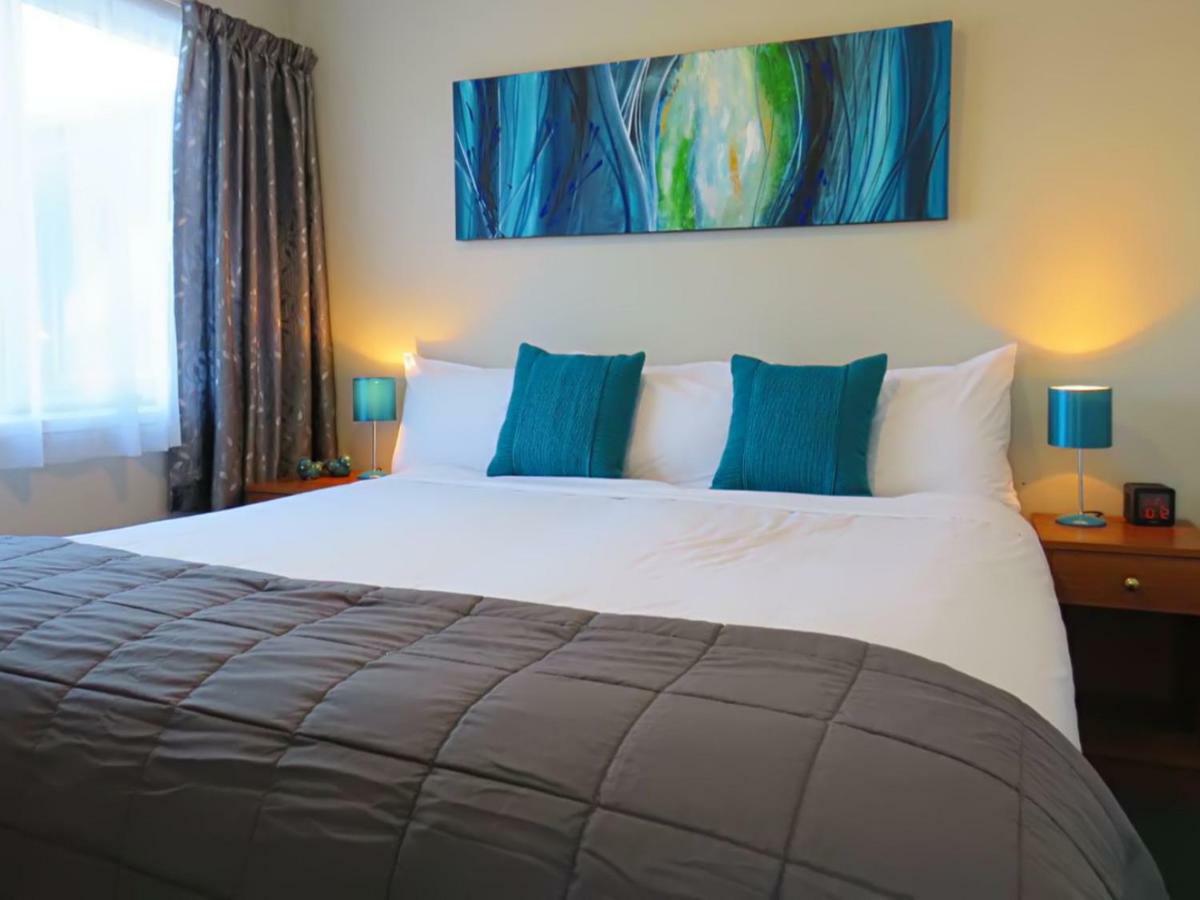 Almond Court Motel อเล็กซานดรา ภายนอก รูปภาพ